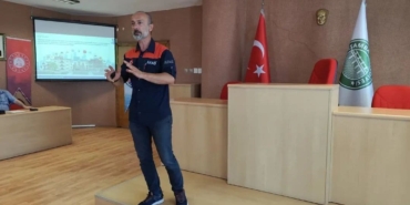 yukumlulere-yonelik-dogal-afetler-semineri-nxNeb8pZ.jpg