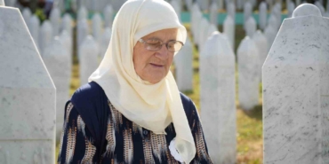 dinmeyen-gozyasi-srebrenitsada-30-yil-TxkEYI2r.jpg