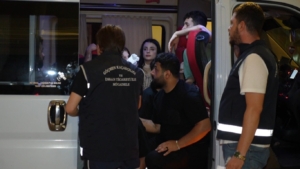 edirnede-kacak-gocmen-operasyonu-27-kisi-yakalandi-C3feCbOQ.jpg
