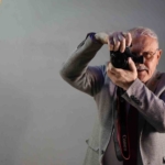 fotografciliga-adanmis-bir-omur-babasindan-devraldigi-fotografcilik-meslegini-bayburtta-yarim-asirdan-fazladir-askla-surduruyor-AEZNPadY.jpg