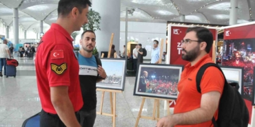 istanbul-havalimaninda-15-temmuz-sergisine-yogun-ilgi-KRbz75hQ.jpg