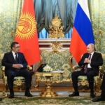 putin-kirgizistan-cumhurbaskani-caparov-ile-gorustu-GkxKq9O8.jpg