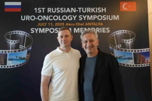 rus-ve-turk-uzmanlar-antalyada-uroonkolojiyi-masaya-yatirdi-dlsWNGRC.jpg