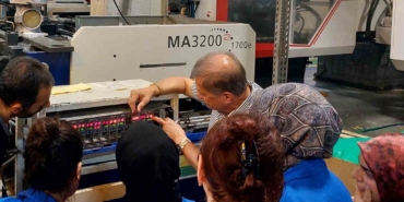 samsunlu-kadinlar-plastik-enjeksiyon-operatorlugu-egitimini-tamamladi-aCNOSw8K.jpg