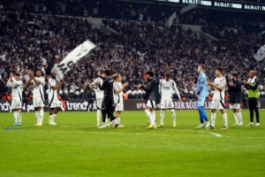 besiktas-son-maclarda-fenerbahceye-karsi-ustun-vijNiETI.jpg
