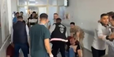 sanliurfada-hastane-acilinde-tekme-tokat-kavga-kamerada-uys8X4rr.jpg