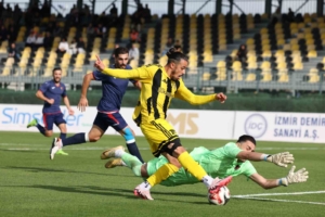 tff-2-lig-aliaga-fk-3-yeni-mersin-idman-yurdu-0-C4n89ZGq.jpg