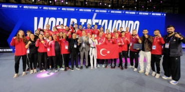 turkiye-taekwondoda-tarihinin-en-basarili-sampiyonasini-yasadi-XxSjqKp8.jpg