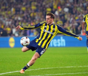 uefa-avrupa-ligi-fenerbahce-1-stuttgart-0-mac-sonucu-CmmwVmZH.jpg