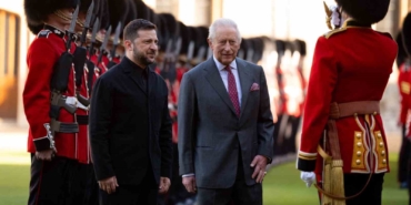 zelenskiy-ingilterede-kral-charles-tarafindan-resmi-torenle-karsilandi-aQAsdJL4.jpg