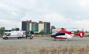ambulans-helikopter-kalp-pili-ihtiyaci-olan-hastaya-umut-oldu-Dxsfd14A.jpg