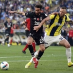 besiktas-ile-fenerbahce-362-randevuda-ber3kAuv.jpg