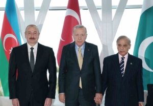 cumhurbaskani-erdogan-aliyev-ve-serif-ile-gorustu-OTpD2p6R.jpg