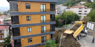 kayma-ve-egilme-olan-5-katli-binada-yikim-icin-hazirliklar-basladi-iVN2slUf.jpg