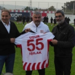 samsunspor-hamrun-spartans-maci-hazirliklarini-tamamladi-hlggQmne.jpg