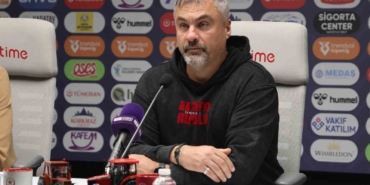 samsunspor-teknik-direktoru-thomas-reis-daha-fazla-da-gol-atabilirdik-iinU6rb4.jpg