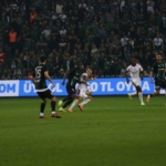 trendyol-super-lig-kocaelispor-1-galatasaray-0-ilk-yari-B7hvGRMT.jpg