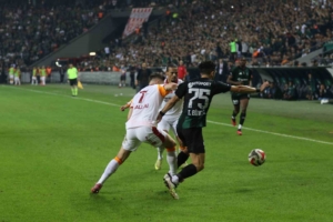 trendyol-super-lig-kocaelispor-1-galatasaray-0-mac-sonucu-kI4OgzvO.jpg